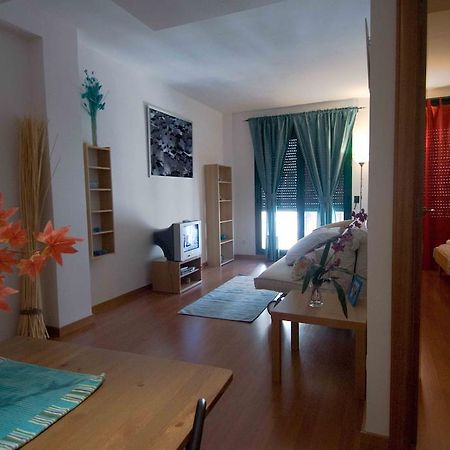 Diagonal Residence Apartments Барселона Стая снимка