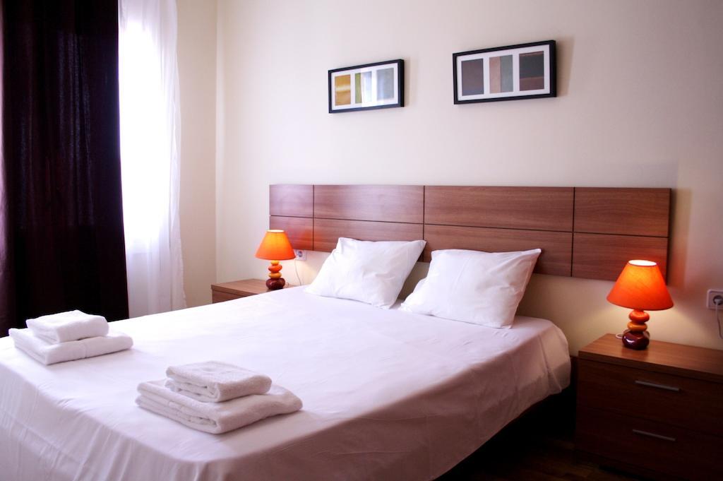 Diagonal Residence Apartments Барселона Стая снимка