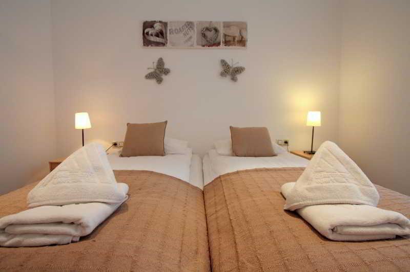 Diagonal Residence Apartments Барселона Екстериор снимка
